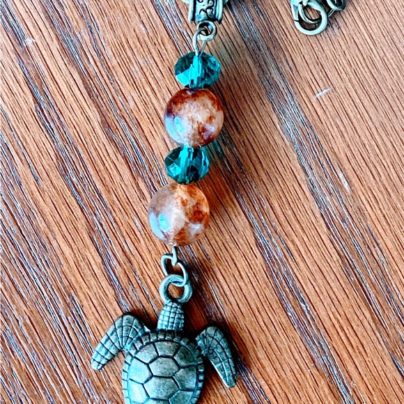 Brand new handcrafted Bronze Turtle pendant necklace - Picture 2 of 3